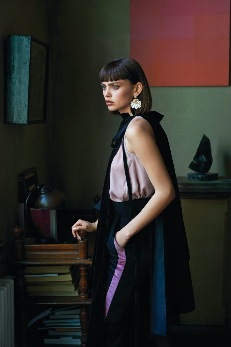 Weave editorial portrait in an interior setting
